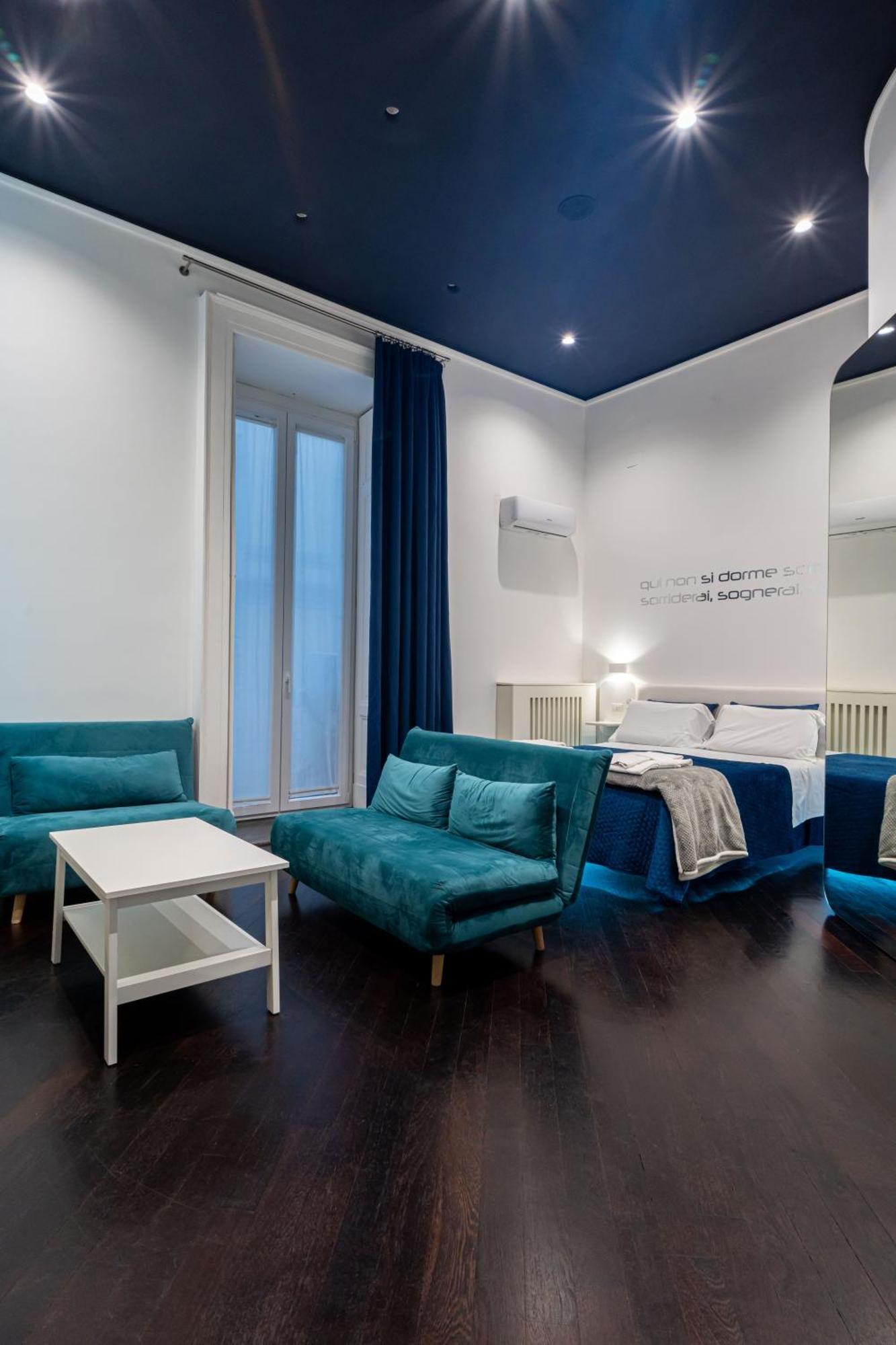 Skyhouse Duomo Bed & Breakfast Naples Exterior photo