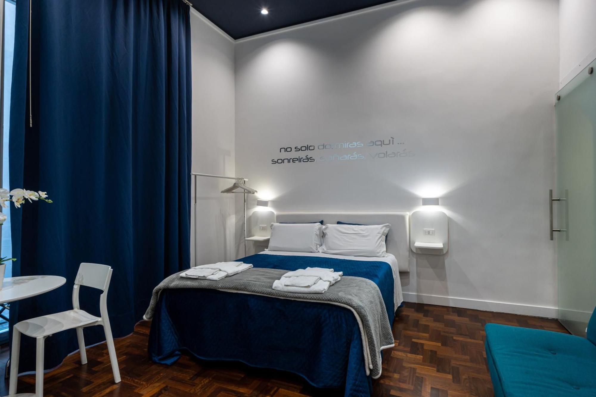 Skyhouse Duomo Bed & Breakfast Naples Exterior photo