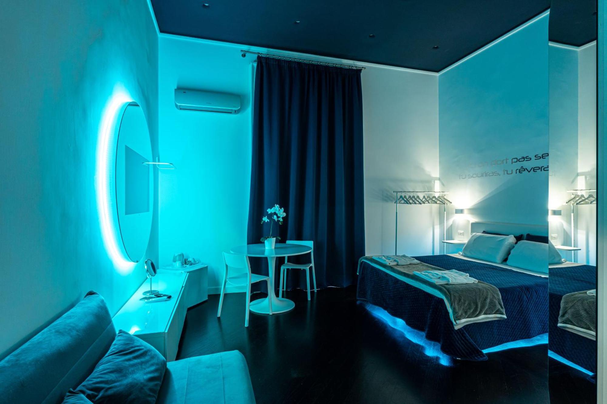 Skyhouse Duomo Bed & Breakfast Naples Exterior photo